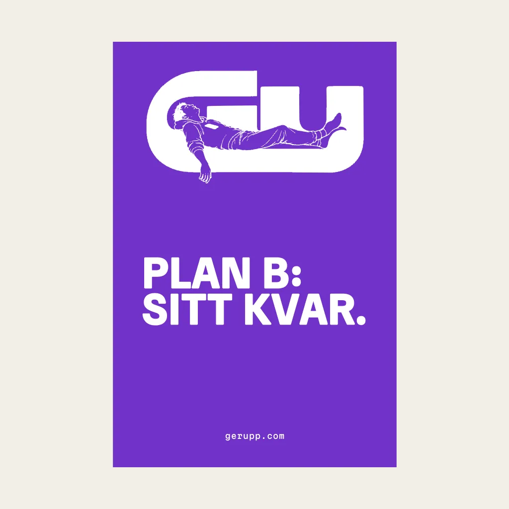 Anteckningsbok, trycket, platt på lila underlag med GerUpp-märket. Digital produktförhandsvisning.