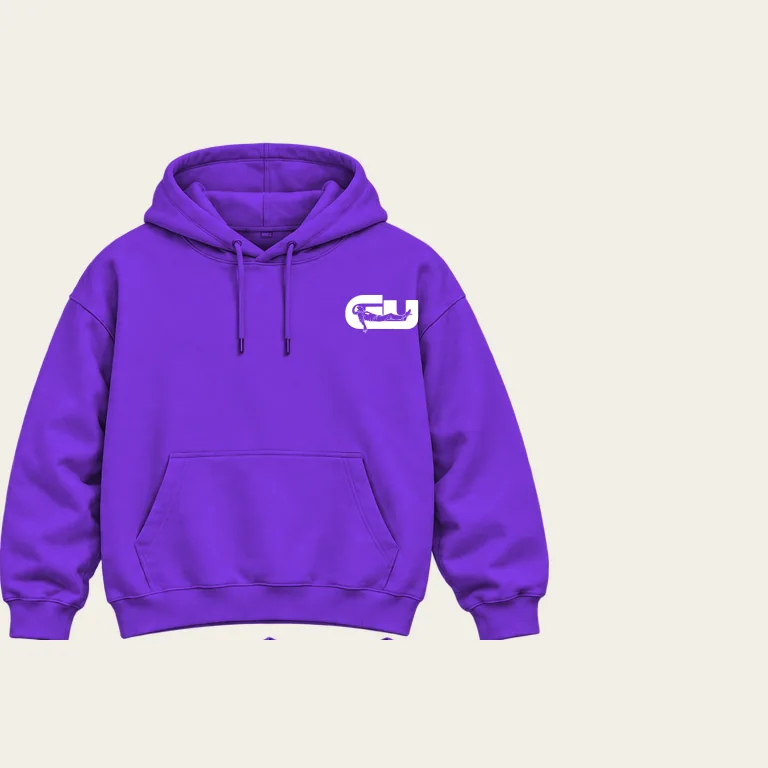 Hoodie, framsida på lila underlag med GerUpp-märket. Digital produktförhandsvisning.